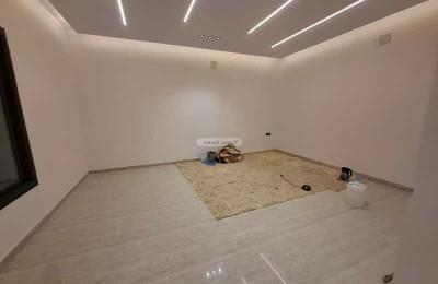 Floor 263 SQM with 5 Bedrooms