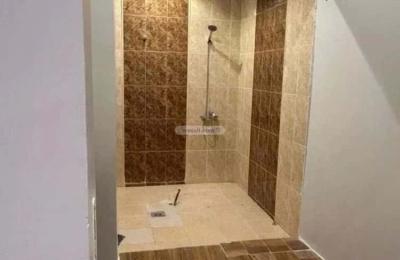 Floor 300 SQM with 5 Bedrooms