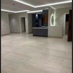 Apartment with 4 Bedrooms