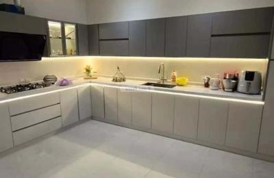 Villa 335 SQM Facing North with 8 Bedrooms