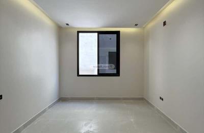 Floor 221 SQM with 5 Bedrooms