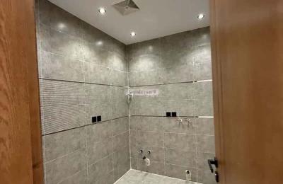 Apartment with 6 Bedrooms