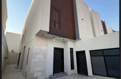 Villa 250 SQM Facing West with 5 Bedrooms