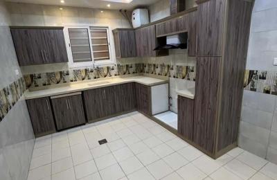 Apartment with 4 Bedrooms