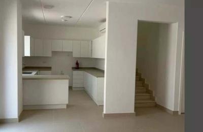 Villa 200 SQM Facing East with 3 Bedrooms