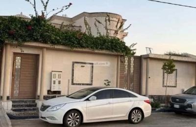 Villa 800 SQM Facing North on 25m Width Street