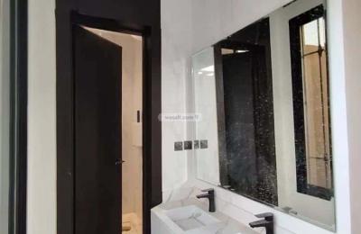 Floor 225 SQM with 5 Bedrooms