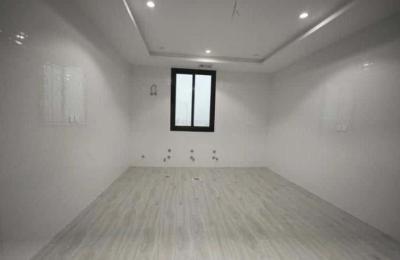 Apartment with 6 Bedrooms