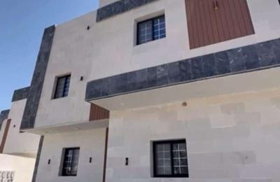 Apartment with 6 Bedrooms