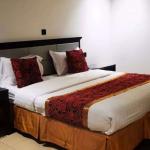 Apartment with 32 Bedrooms