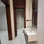 Floor 194.11 SQM with 5 Bedrooms