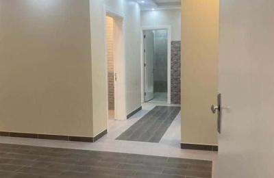 Floor 274.27 SQM with 4 Bedrooms