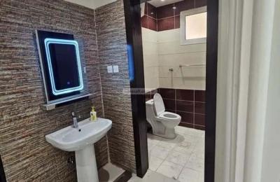 Floor 189 SQM with 4 Bedrooms