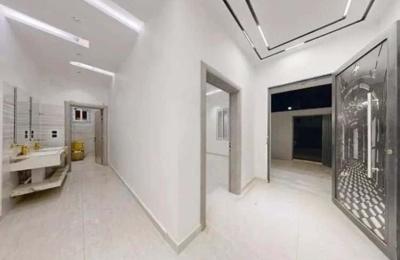 Villa 500 SQM Facing South on 18m Width Street