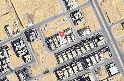 Floor 245 SQM with 5 Bedrooms