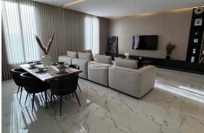 Apartment with 3 Bedrooms