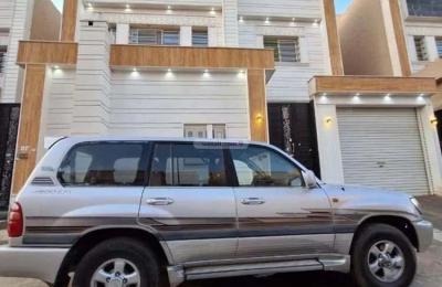 Villa 312 SQM with 5 Bedrooms