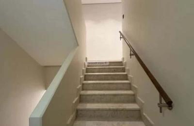 Villa 400 SQM Facing North with 4 Bedrooms