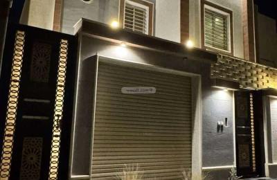 Villa 250 SQM Facing West with 9 Bedrooms