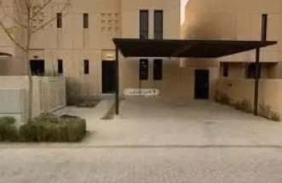 Villa 250 SQM Facing West with 6 Bedrooms