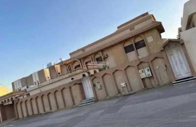 Villa 810 SQM Facing East on 15m Width Street