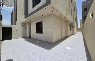 Apartment with 6 Bedrooms