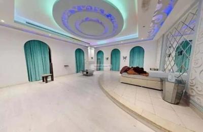 Villa 954.33 SQM Facing North with 14 Bedrooms