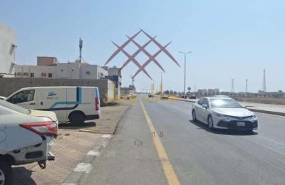 Land 400 SQM Facing West on 30m Width Street