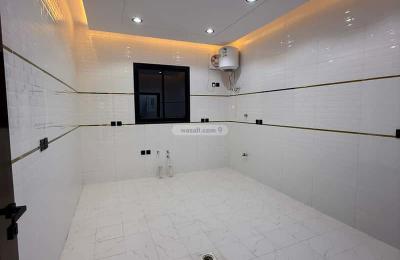 Apartment with 6 Bedrooms