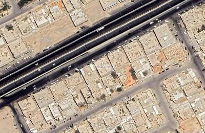 Floor 182 SQM with 5 Bedrooms