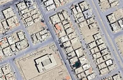 Floor 400 SQM with 3 Bedrooms