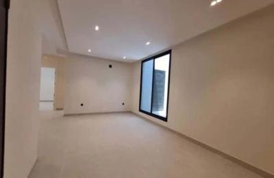 Floor 131.88 SQM with 4 Bedrooms