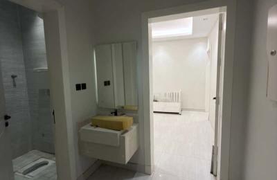 Floor with 5 Bedrooms