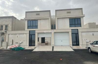 Villa 250 SQM Facing North on 32m Width Street