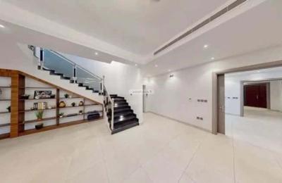 Villa 330 SQM Facing North on 20m Width Street