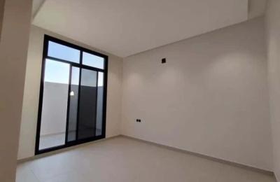 Floor 175.64 SQM with 5 Bedrooms