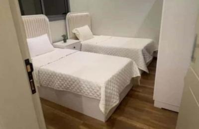 Apartment with 4 Bedrooms