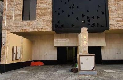 Floor 166 SQM with 5 Bedrooms