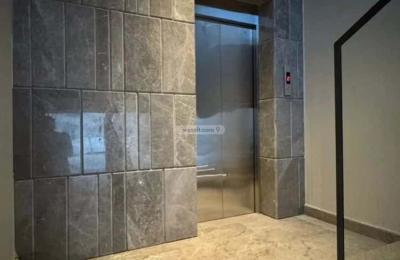 Floor 211 SQM with 4 Bedrooms