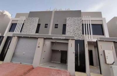 Floor 211 SQM with 5 Bedrooms