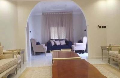 Villa 310 SQM Facing South with 6 Bedrooms