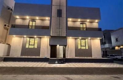 Apartment with 7 Bedrooms