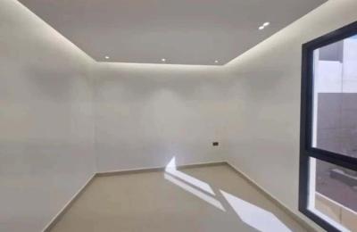 Villa 300 SQM Facing North with 4 Bedrooms