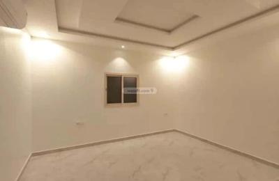 Floor 660 SQM with 4 Bedrooms