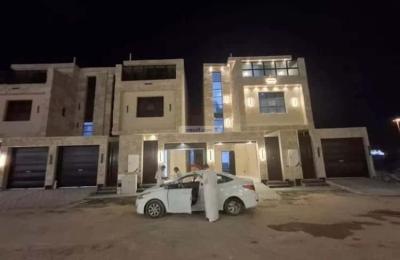 Floor 164 SQM with 5 Bedrooms