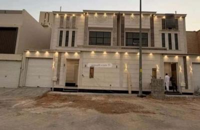 Villa 200 SQM Facing East on 20m Width Street