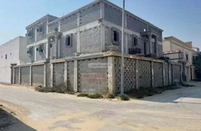 Villa 500 SQM Facing South East on 15m Width Street