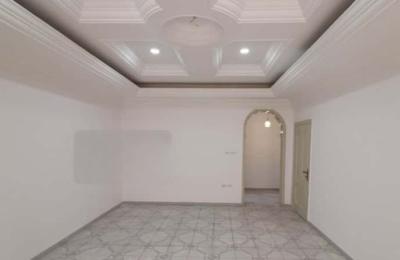 Apartment with 6 Bedrooms