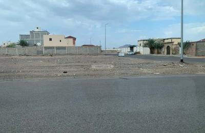Land 659.99 SQM Facing South East on 16m Width Street