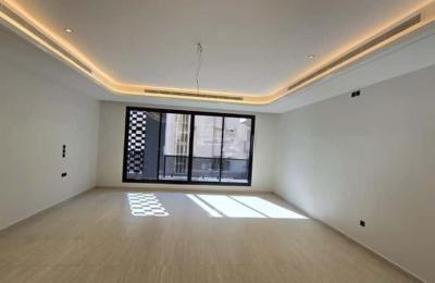 Floor 352.84 SQM with 6 Bedrooms